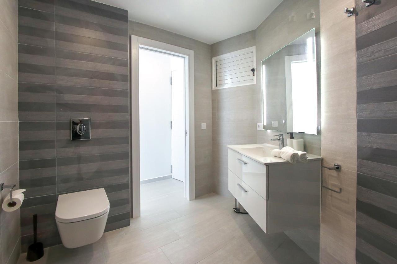 Stunning Apartment With Ocean View Playa Fanabe Exterior photo